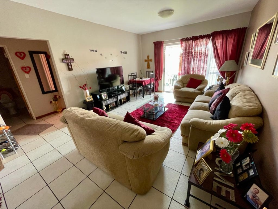 To Let 2 Bedroom Property for Rent in Pellissier Free State